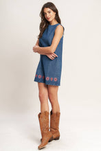 Load image into Gallery viewer, Pink Daisy Denim Dress
